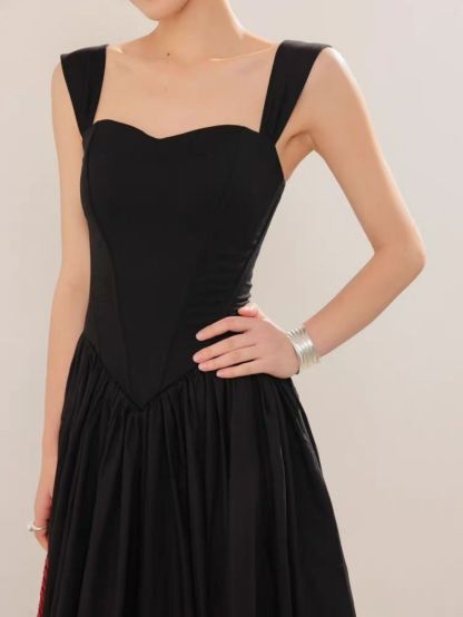 Lyvivi Sweetheart Structured Bodice Evening Gown