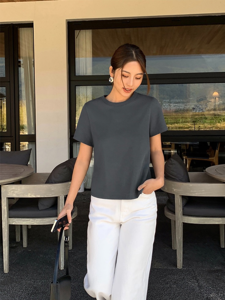 Millie Classic Crew Neck Basic Tee (Discounted-S, M, L size)-The Black Bow-