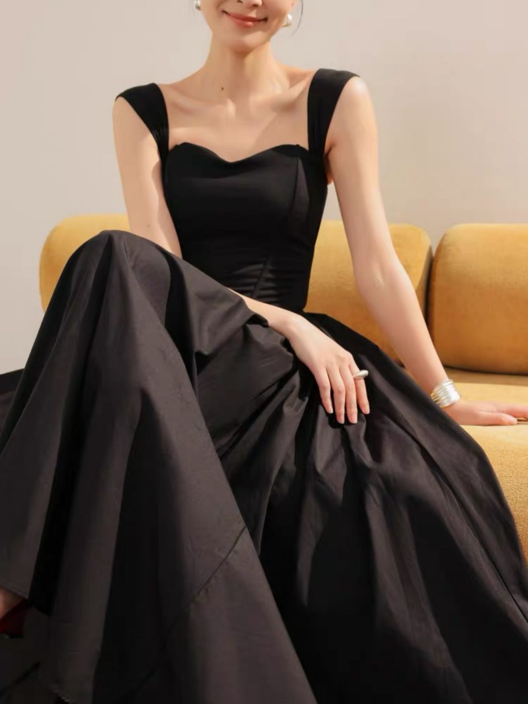 Lyvivi Sweetheart Structured Bodice Evening Gown