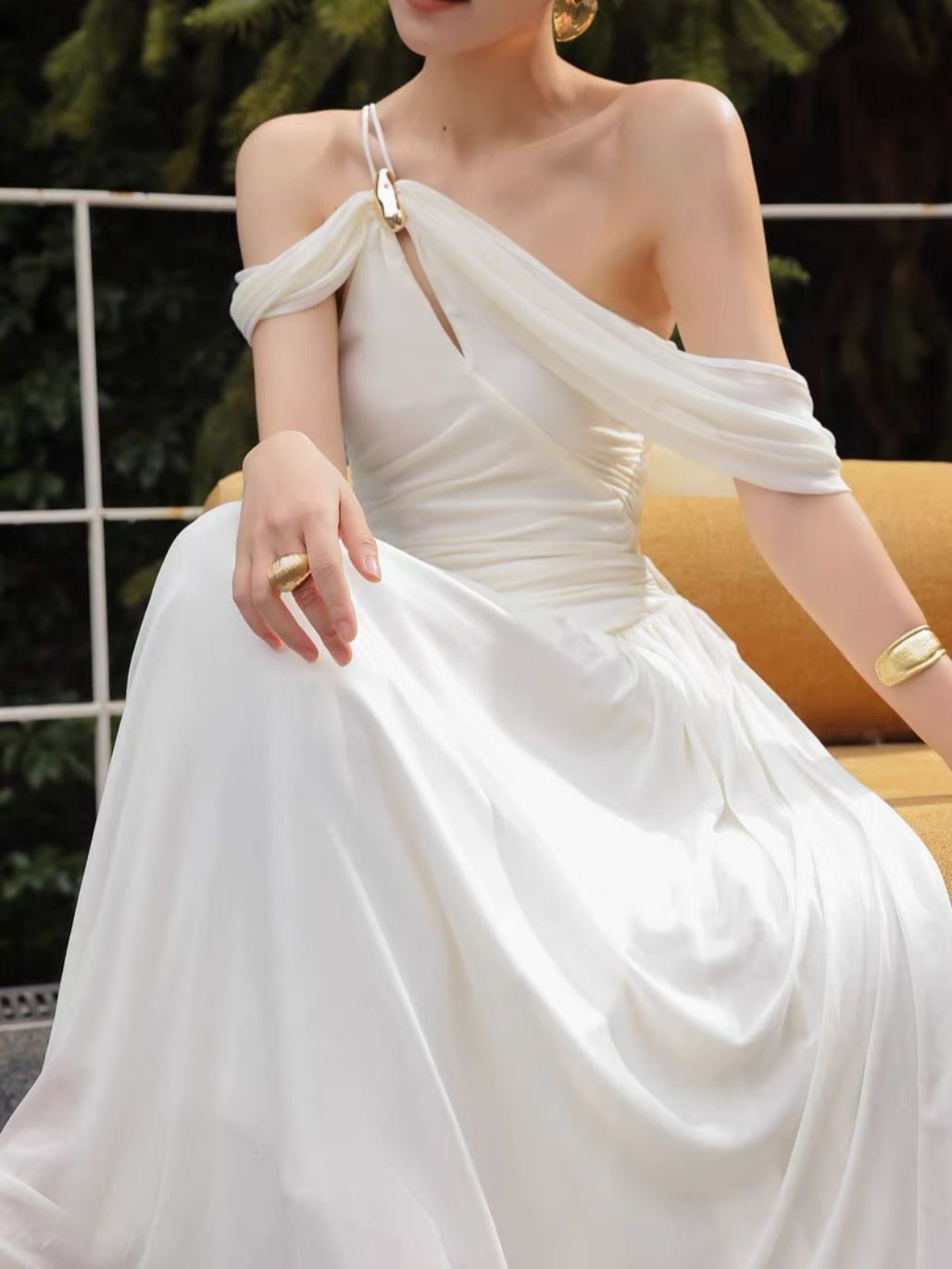 Lilymae Flowy Hem Muse Dress