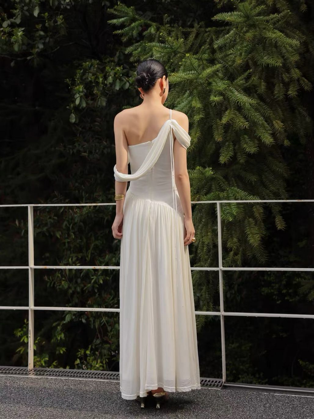 Lilymae Flowy Hem Muse Dress