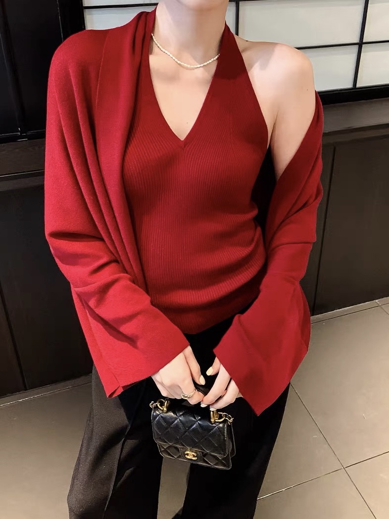 Laselle Two Pieces Halter Neck Button Knit Top with Shawl 