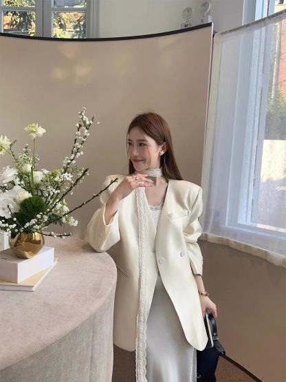 Ziva Glossy Blazer