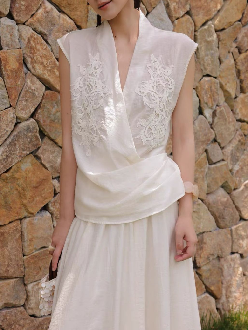 Ling Zi Graceful Embroided Vest & Flowy Hem Skirt (Sold Seperately)