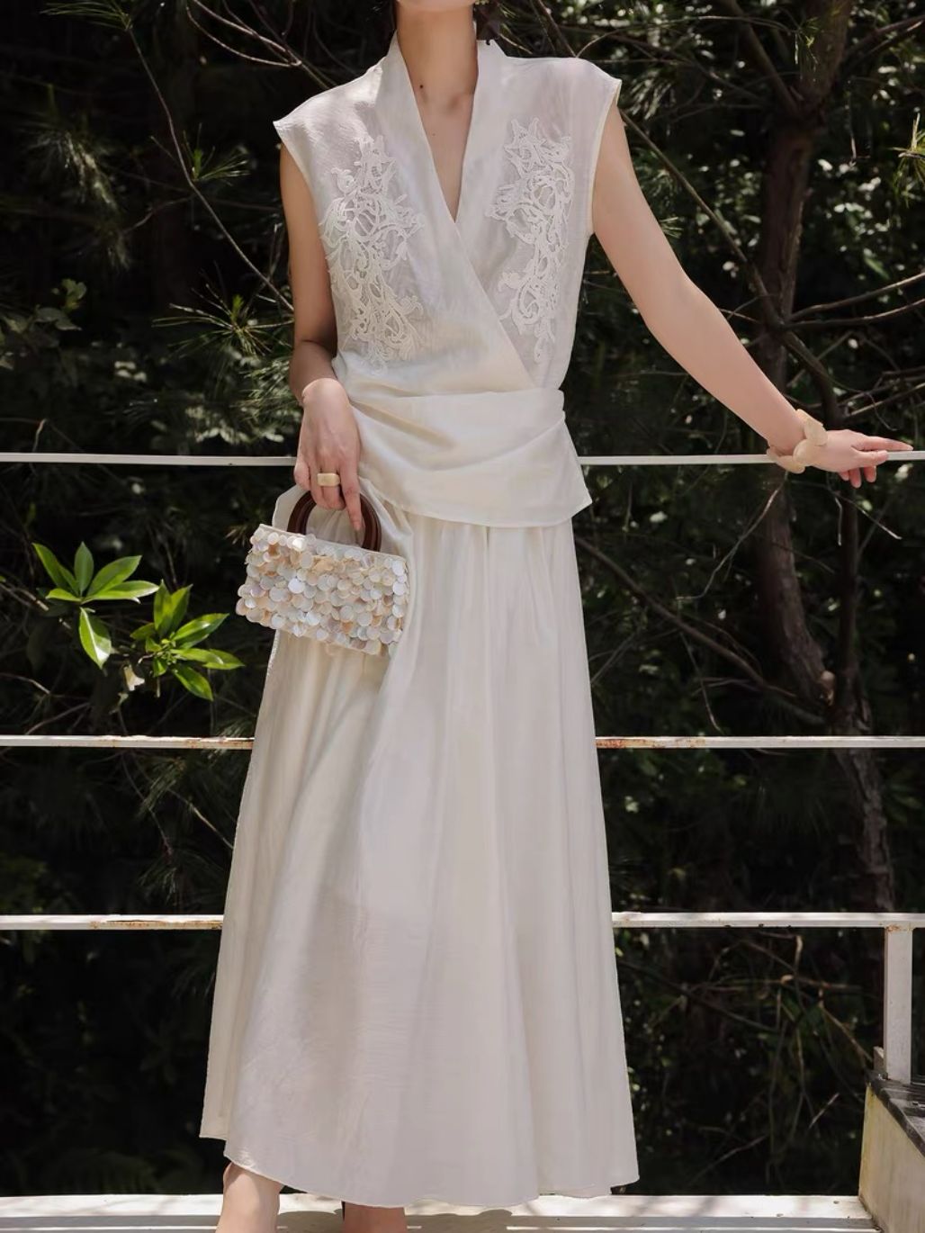 Ling Zi Graceful Embroided Vest & Flowy Hem Skirt (Sold Seperately)