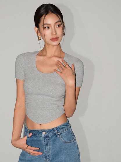 Moning Round Neck Top-The Black Bow-