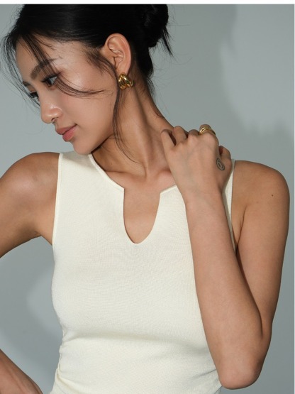 Macy Open Neck Sleeveless Top-The Black Bow-