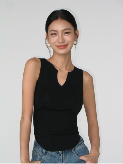 Macy Open Neck Sleeveless Top-The Black Bow-