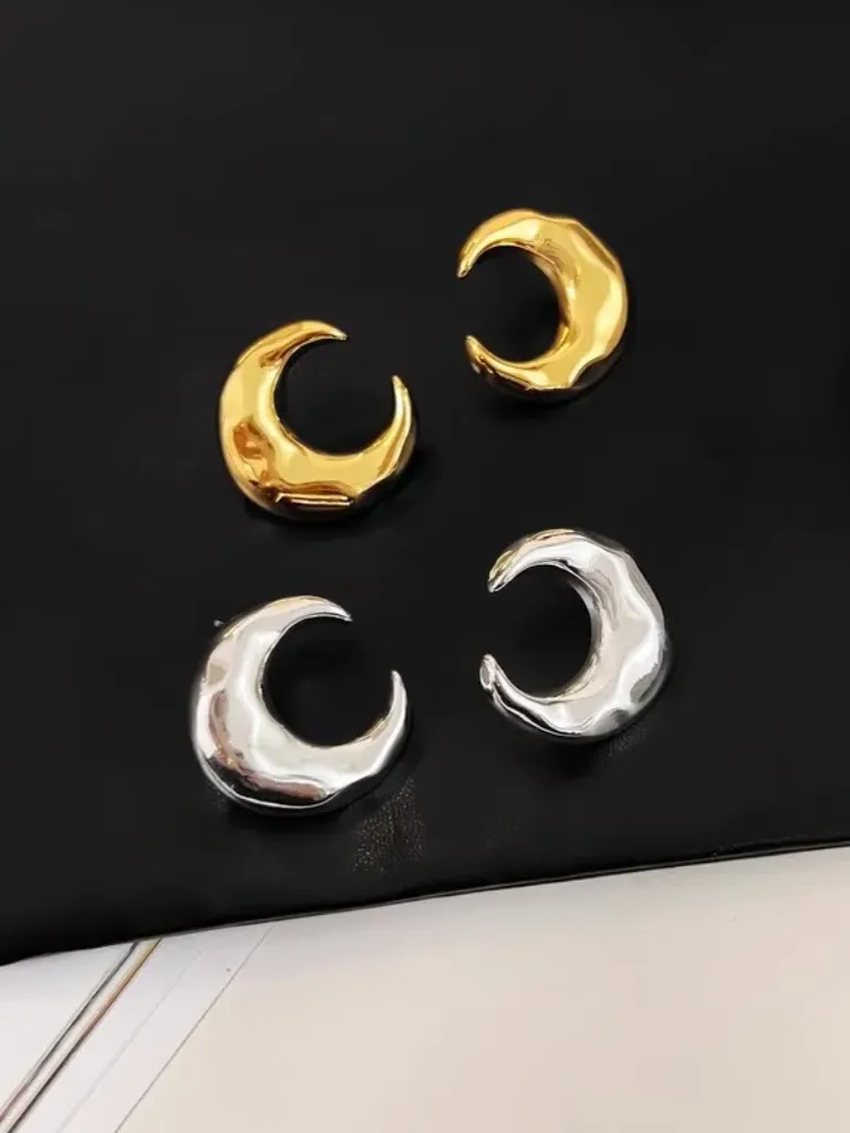 Loo-Na Moon Ear Studs