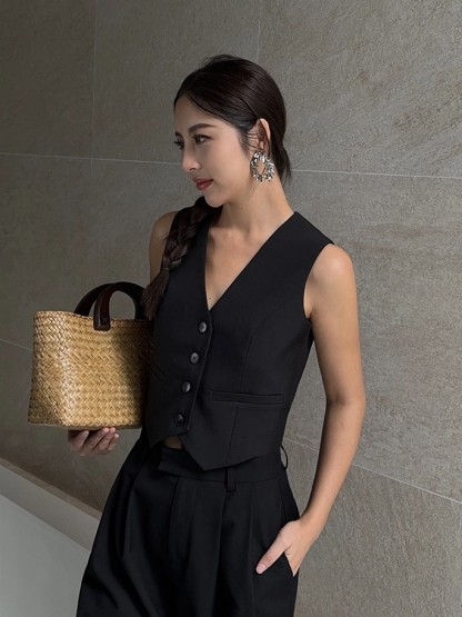 Senya Tailored Sleeveless Waistcoat-The Black Bow-