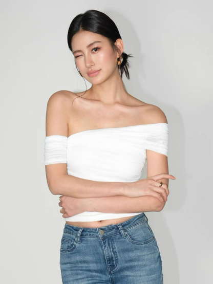 Khloe Asymmetric Shoulder Top
