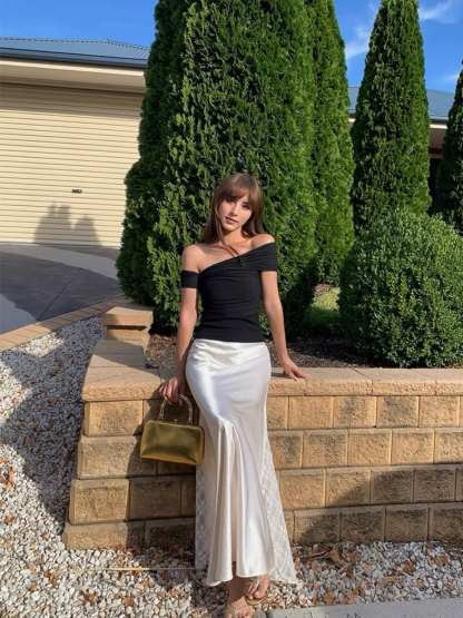 Khloe Asymmetric Shoulder Top