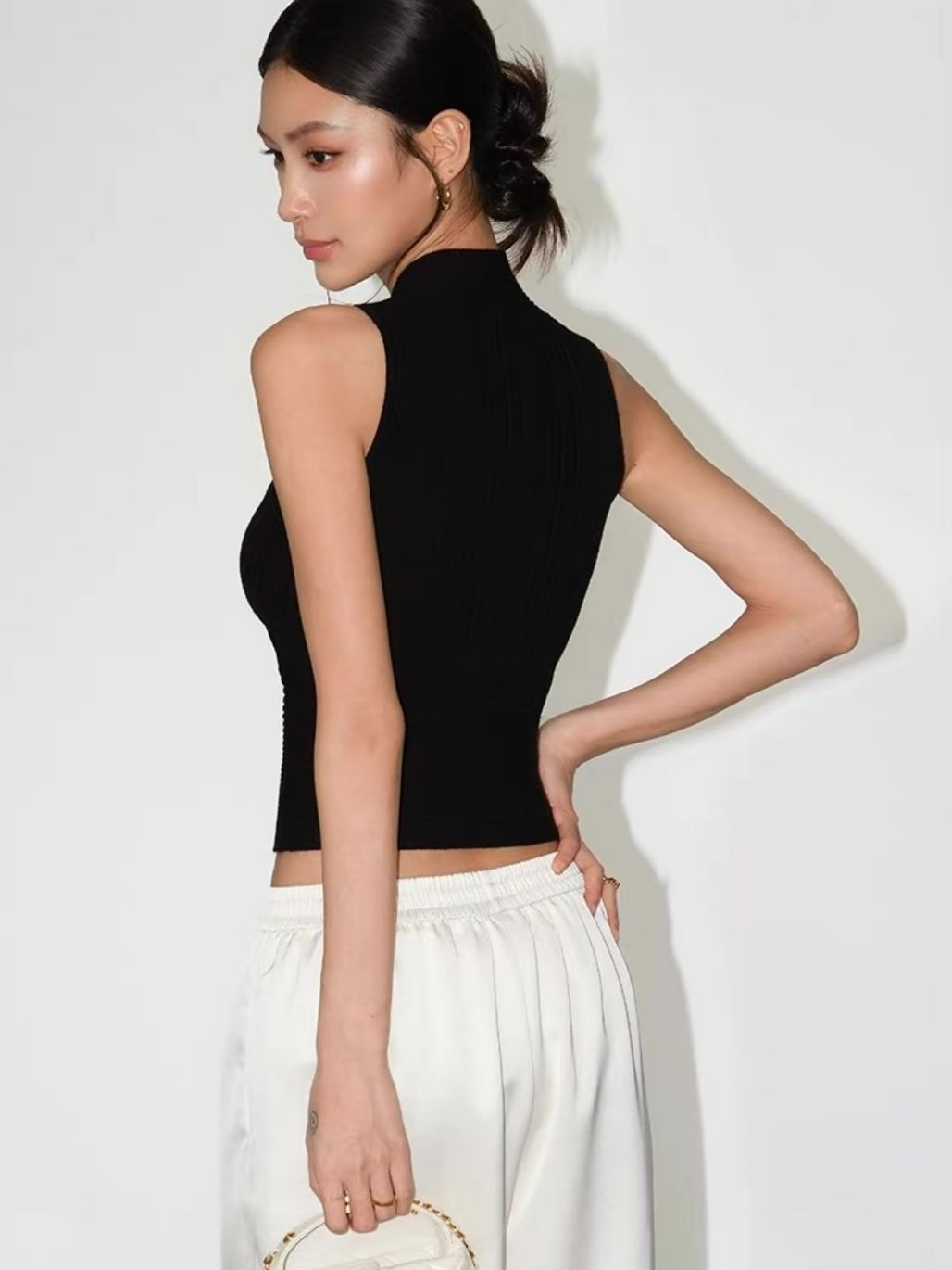 Remi Structured V-Neck Knit Top