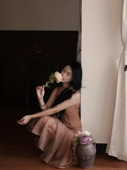 Hong Yu Square Neck Mermaid Dress (Discounted-S size)-The Black Bow-