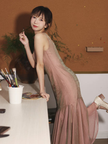 Hong Yu Square Neck Mermaid Dress (Discounted-S size)-The Black Bow-