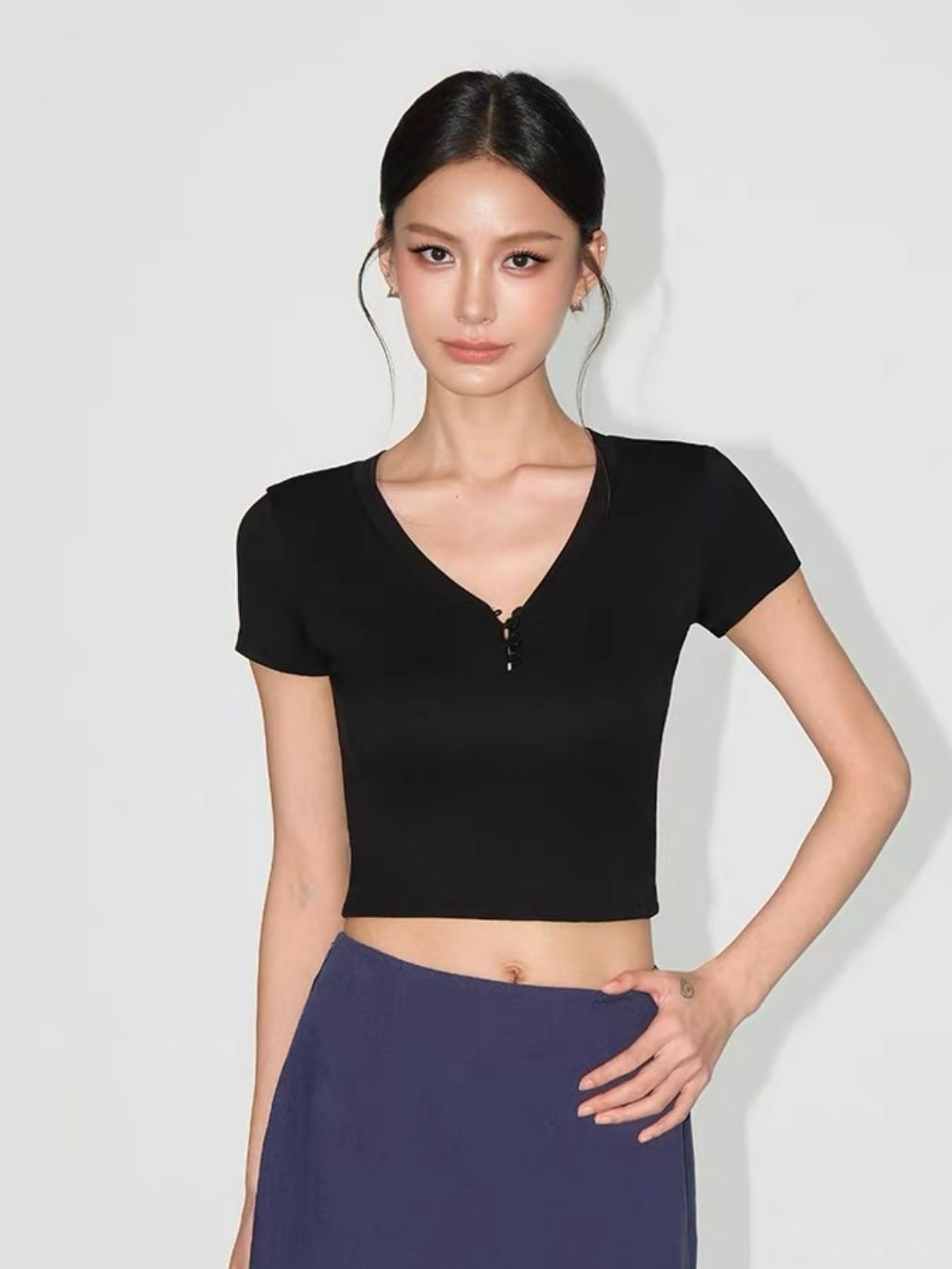 Rubby Buttoned Knit Top