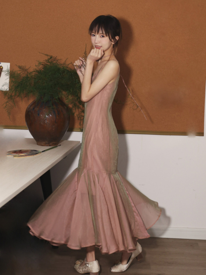 Hong Yu Square Neck Mermaid Dress (Discounted-S size)-The Black Bow-