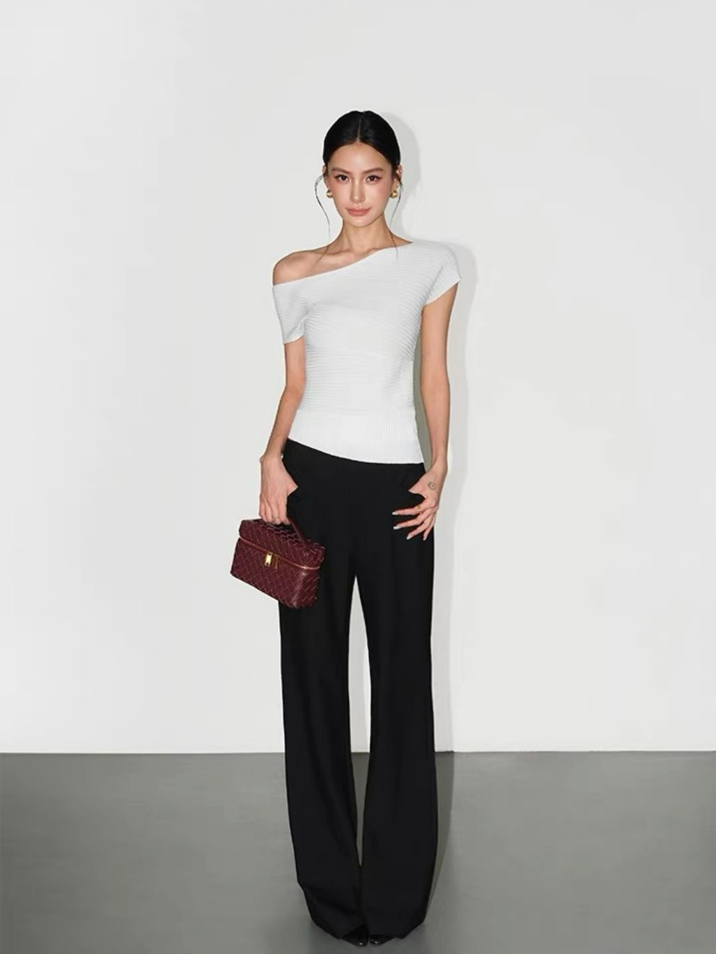 Ria One Shoulder Ribbed Knit Top
