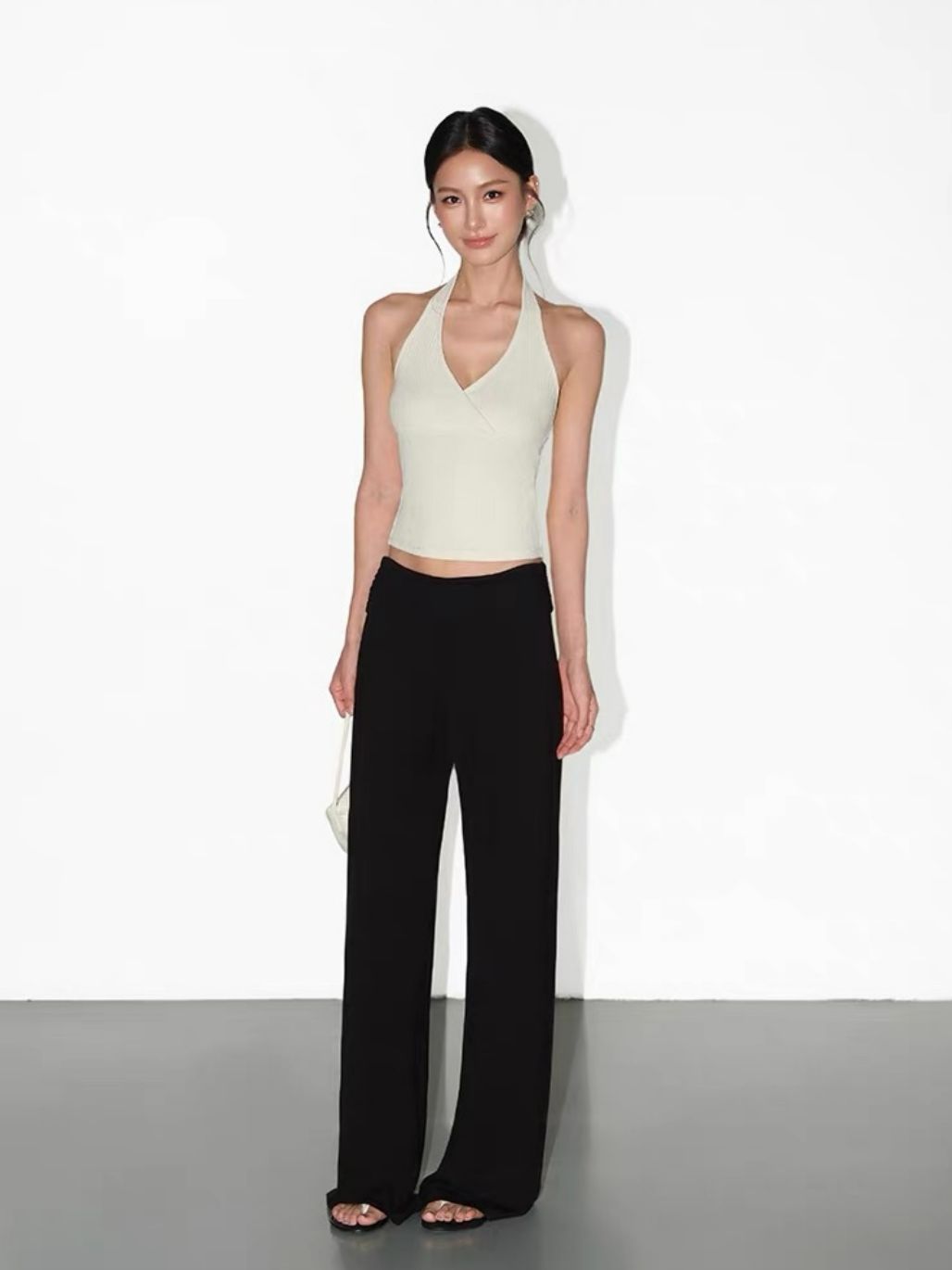 Reign Halter Neck Knit Top