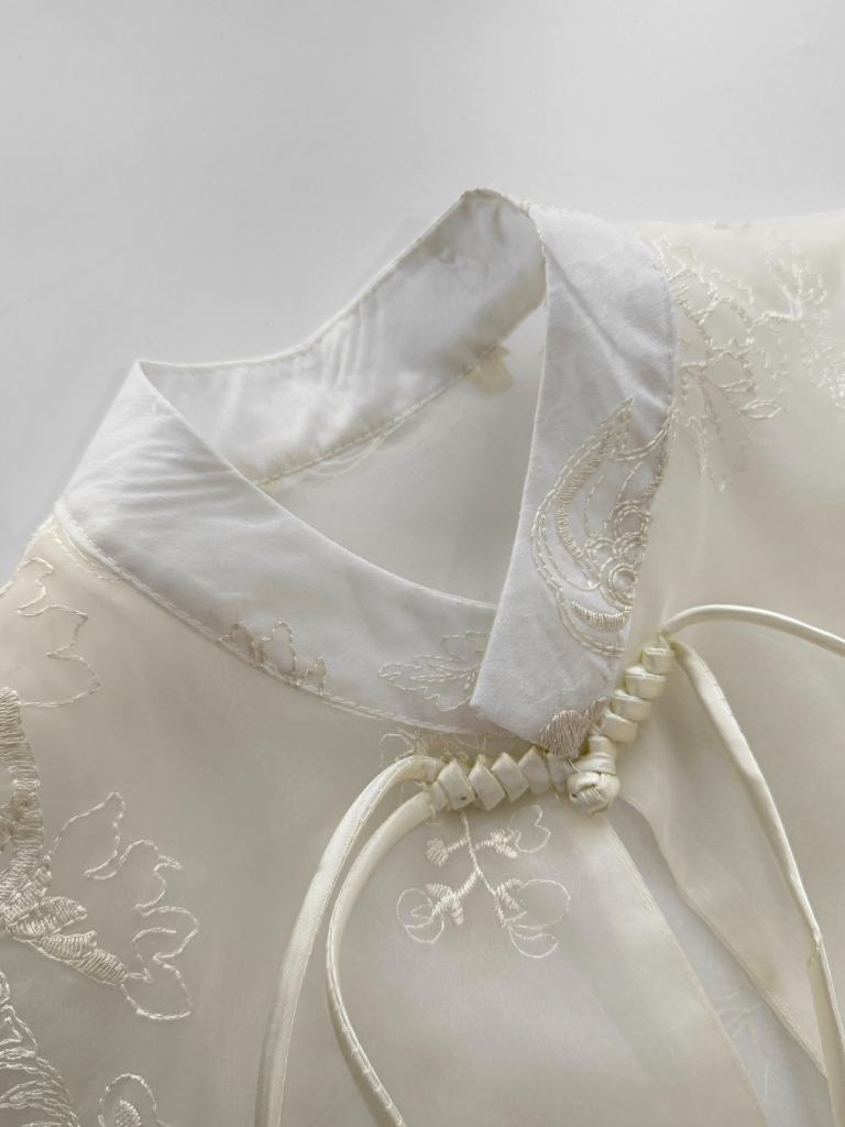 Hai Ren Oriental Embroidered Organza Vest Top (TP111)