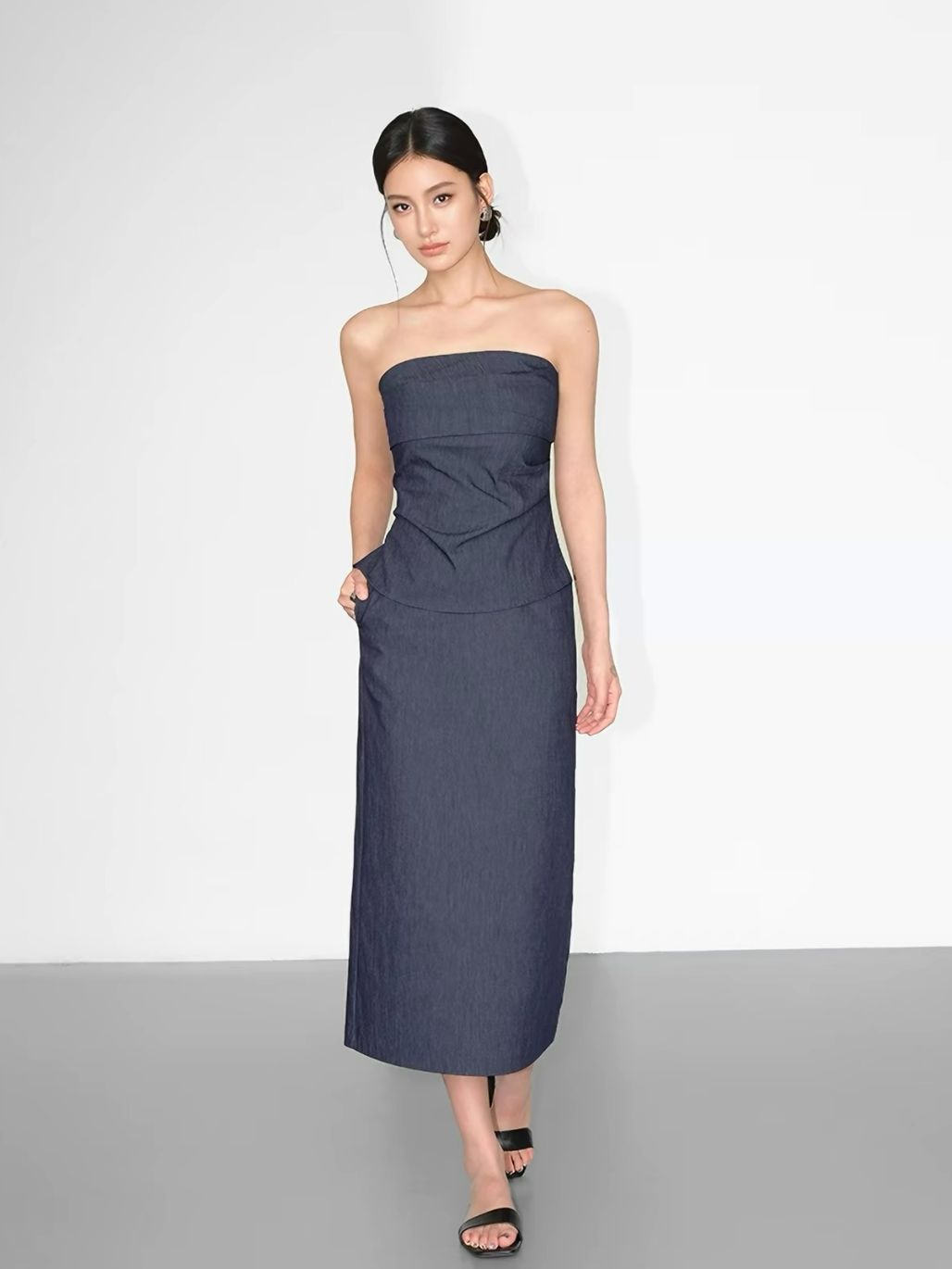 Raven Pleated Tube Top & Midi Skirt (Sold seperately）