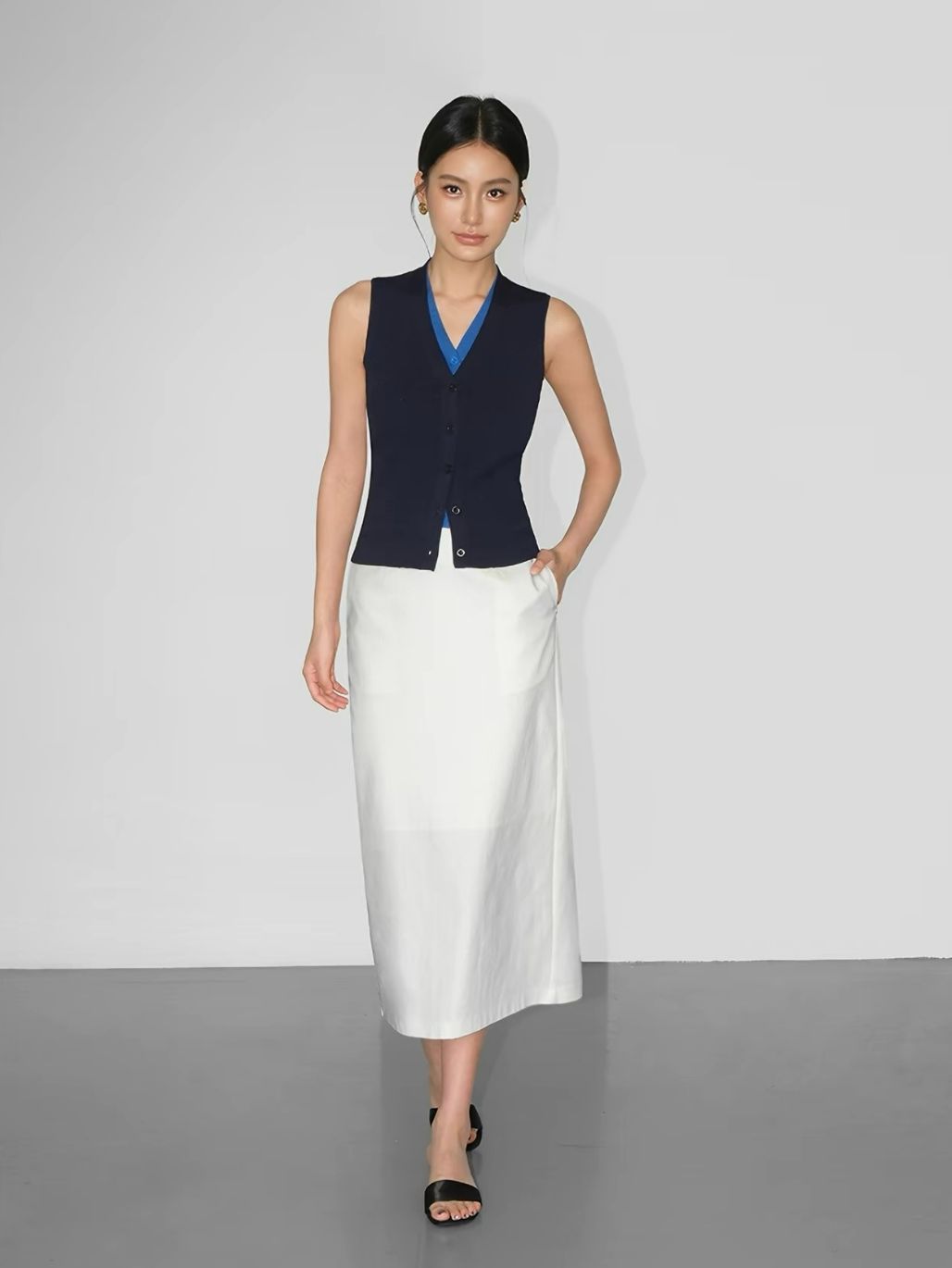 Raven Pleated Tube Top & Midi Skirt (Sold seperately）
