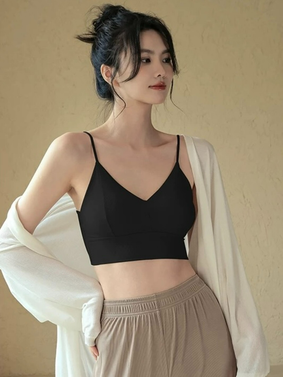 Banilla V-Neck Padded Top