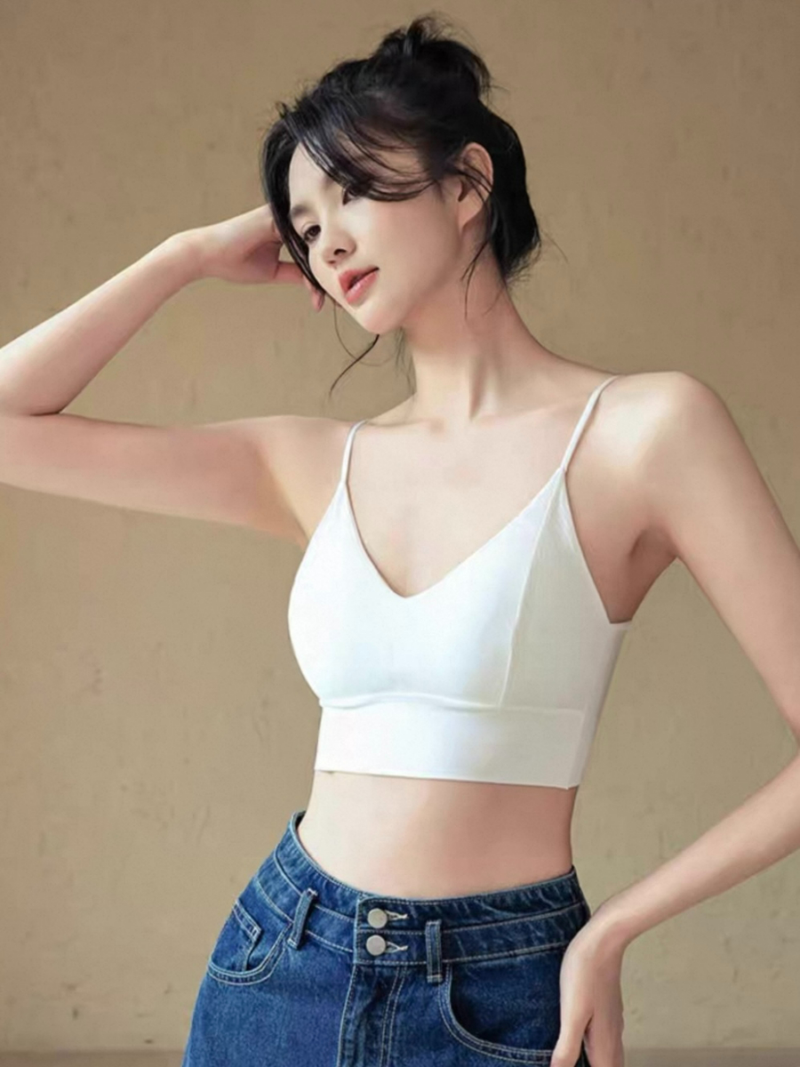 Banilla V-Neck Padded Top