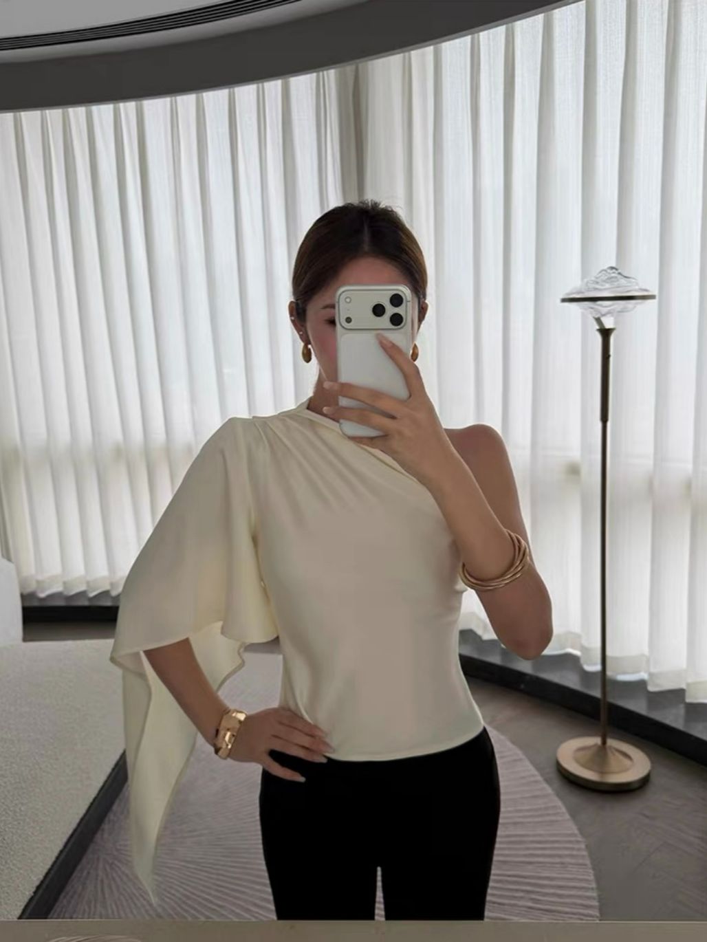 Reenus Flowy Hem One Shoulder Satin Top