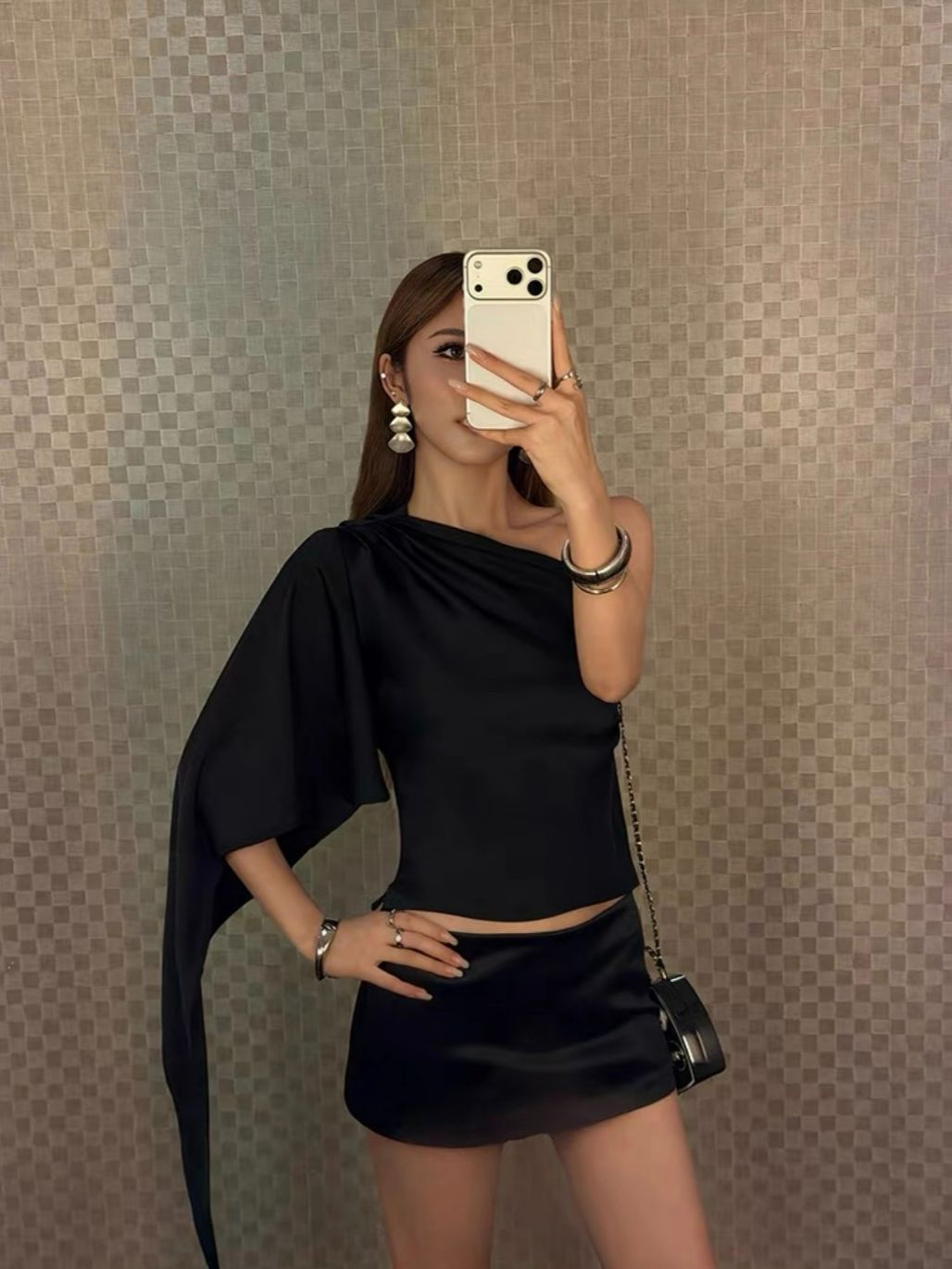 Reenus Flowy Hem One Shoulder Satin Top