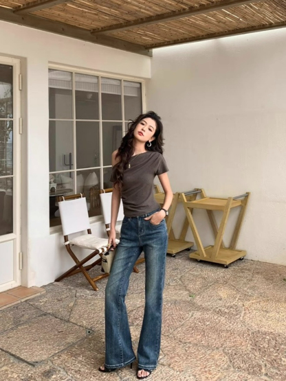 Leen One Shoulder Knit Top