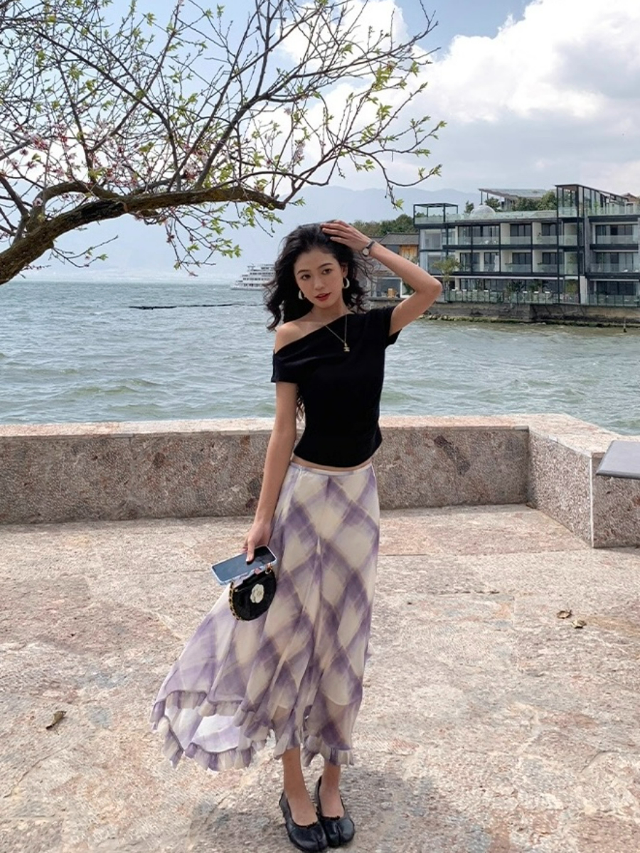 Leen One Shoulder Knit Top