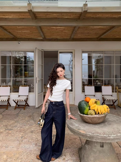 Leen One Shoulder Knit Top