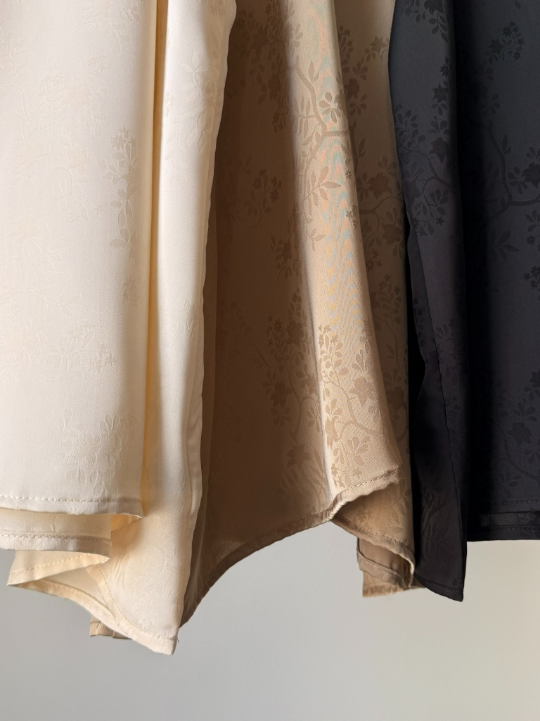 Ke Xin Halter Neck Oriental Top (TP110)