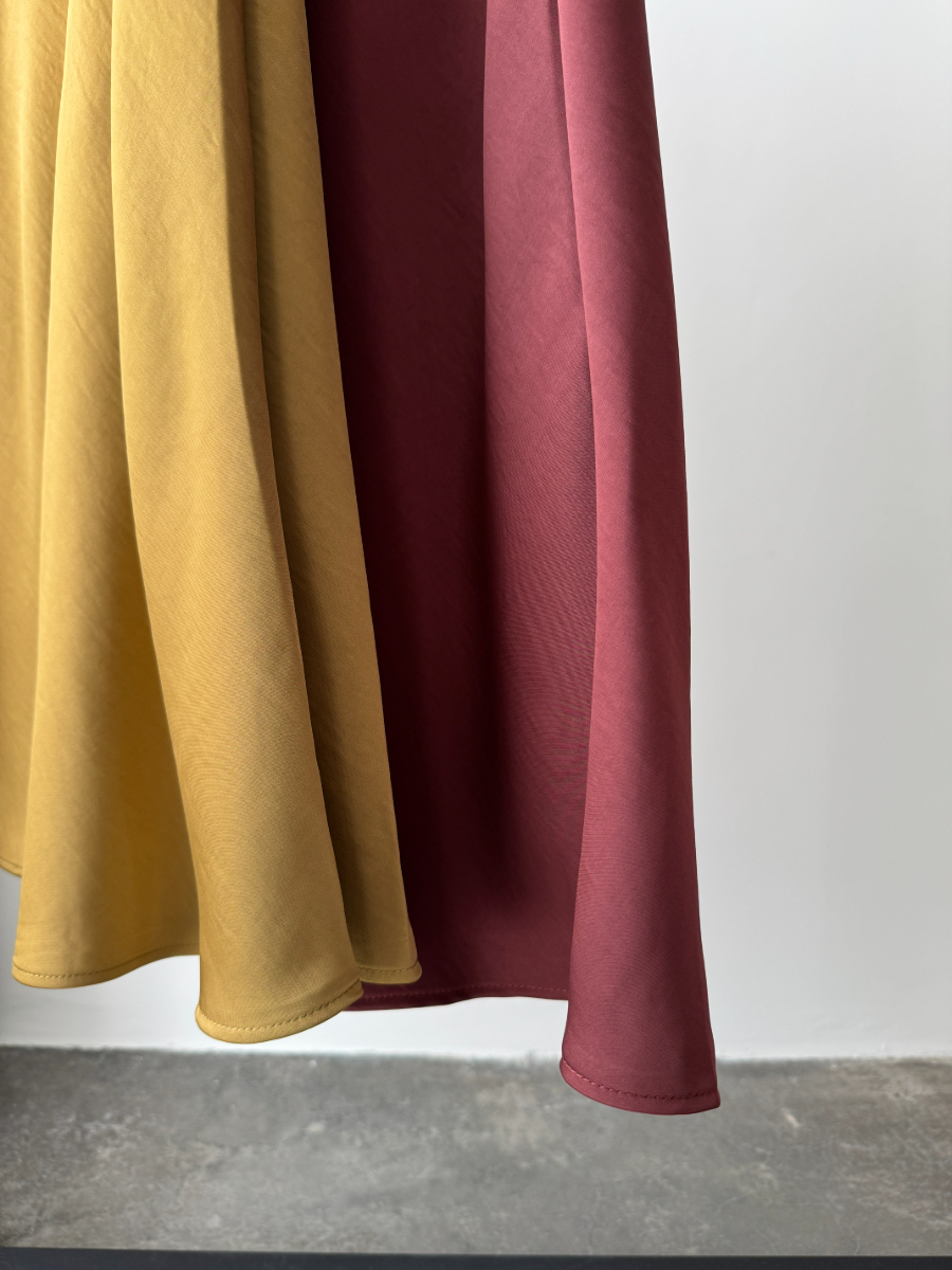 Audrey Textured Satin Bias Cutting Skirt-The Black Bow-