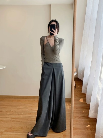 Yanelis Culottes -The Black Bow-