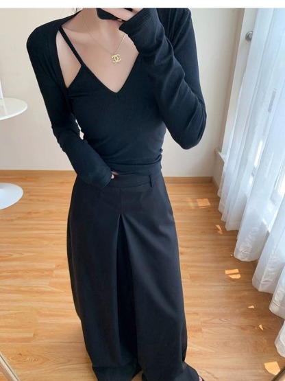 Yanelis Culottes -The Black Bow-