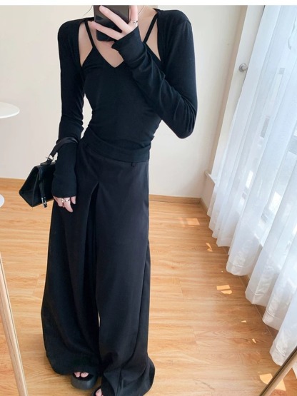 Yanelis Culottes -The Black Bow-