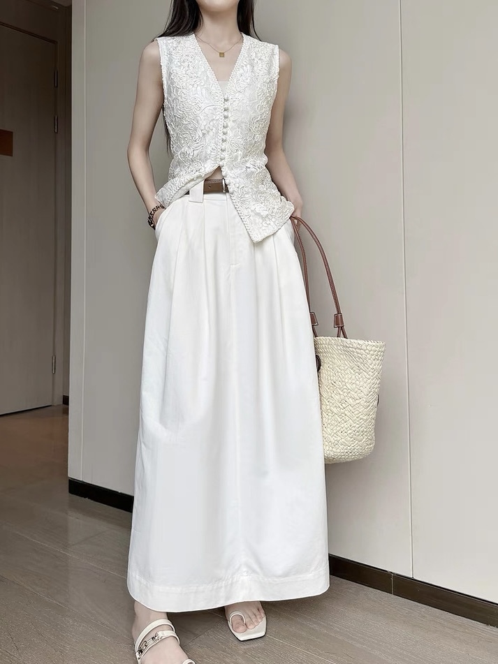 Kanny Graceful Crochet Waistcoat