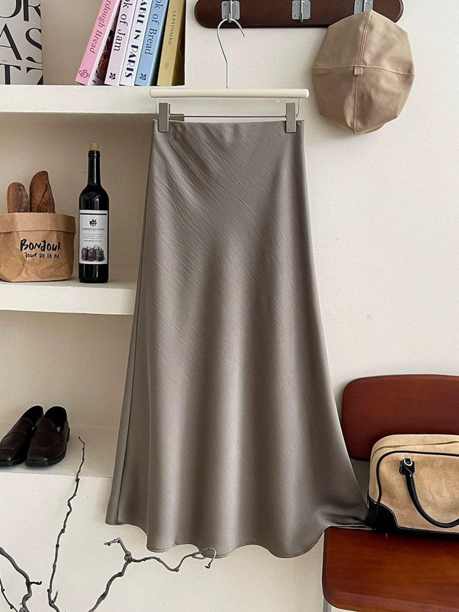 Audrey Textured Satin Bias Cutting Skirt-The Black Bow-