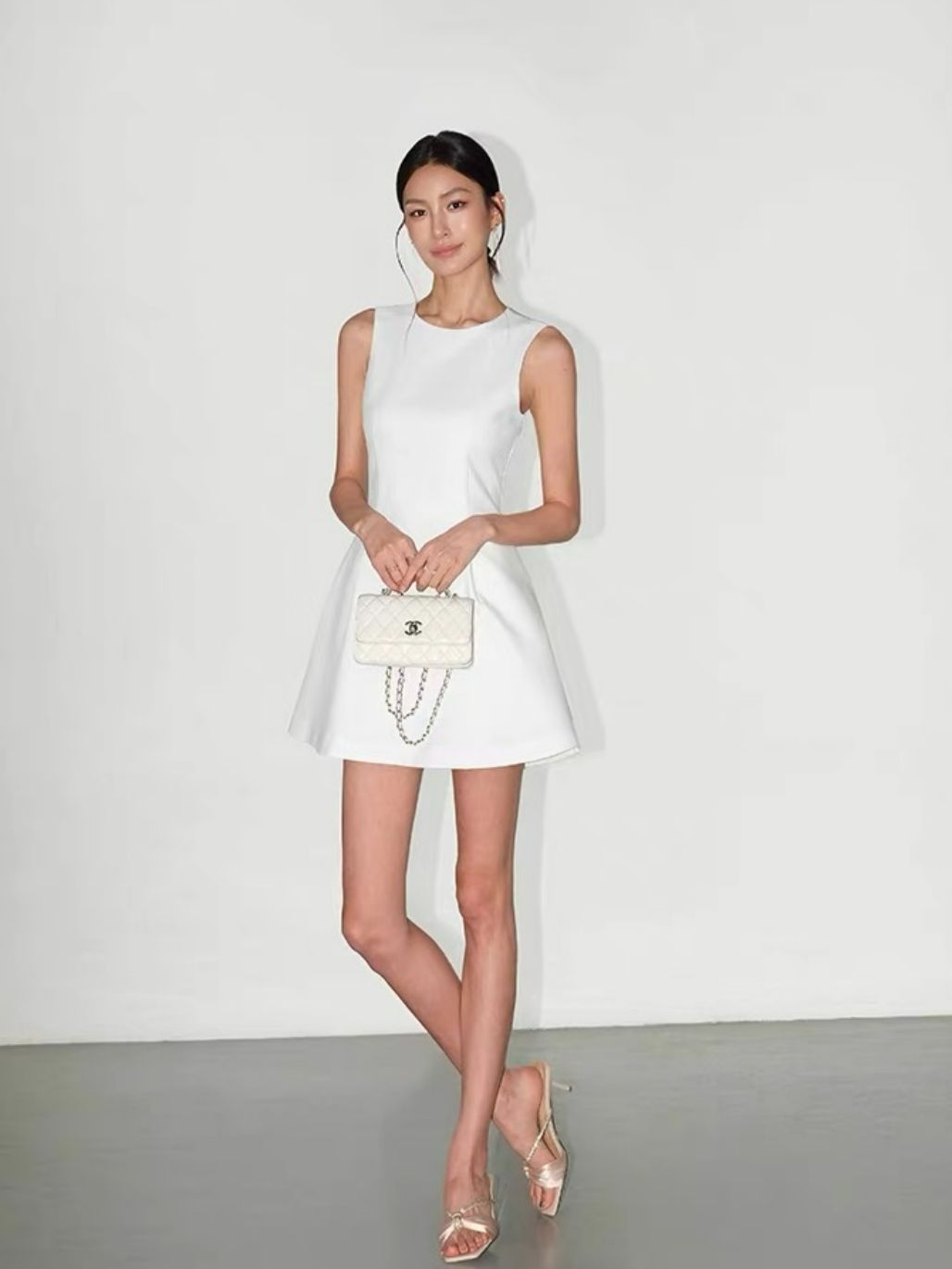 Redophis Round Neck Fitted Dress