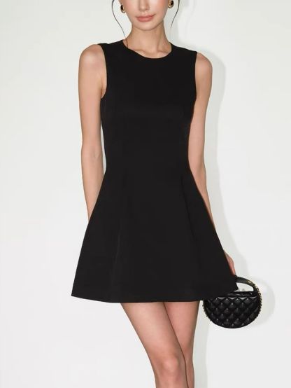 Redophis Round Neck Fitted Dress