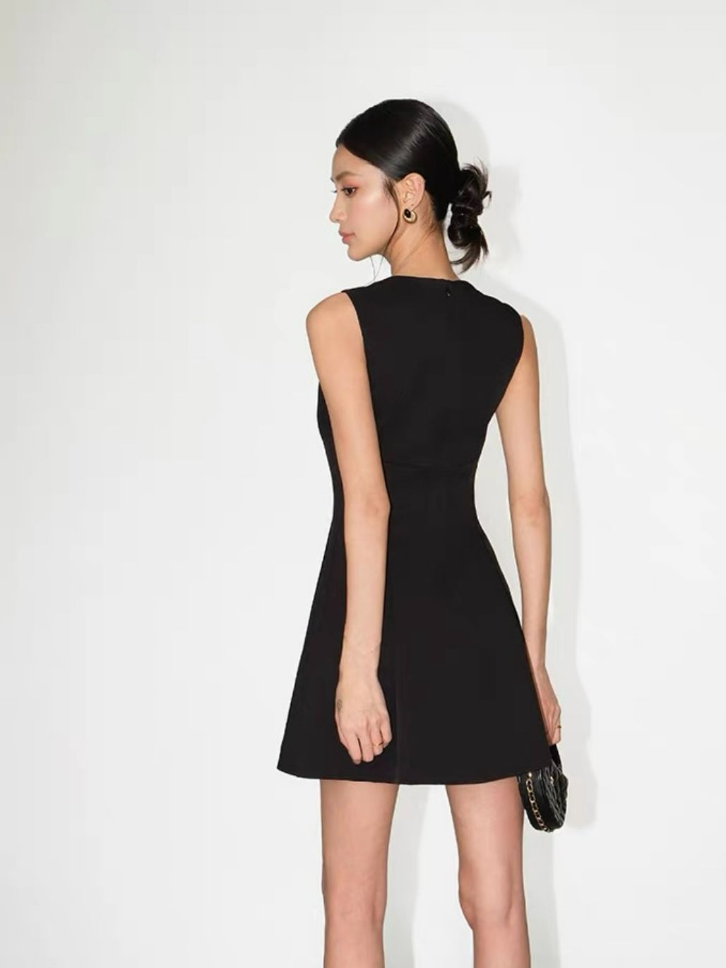 Redophis Round Neck Fitted Dress