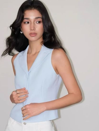 Roisyn Collared Sleeveless Vest