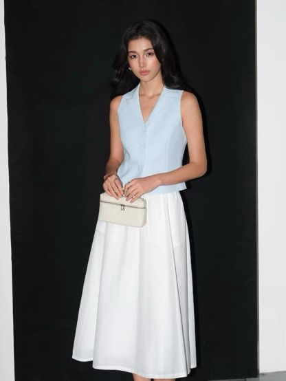 Roisyn Collared Sleeveless Vest