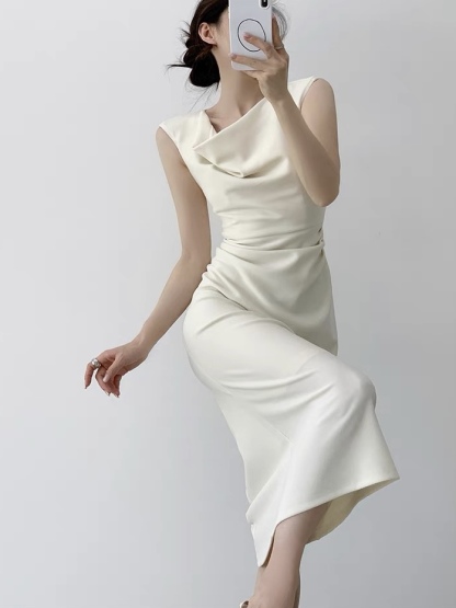 Kairav Swing Collar Dress 