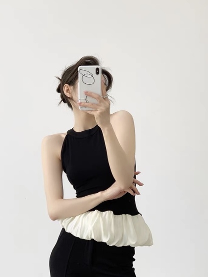 Kahlya Halter Neck Flower Bug Trim Top