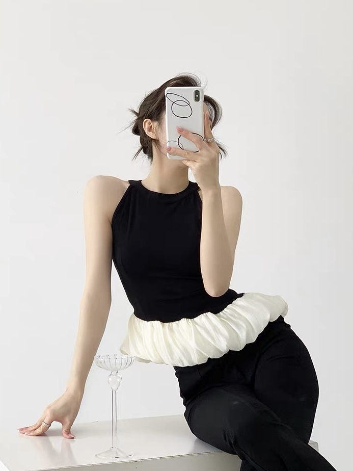 Kahlya Halter Neck Flower Bug Trim Top