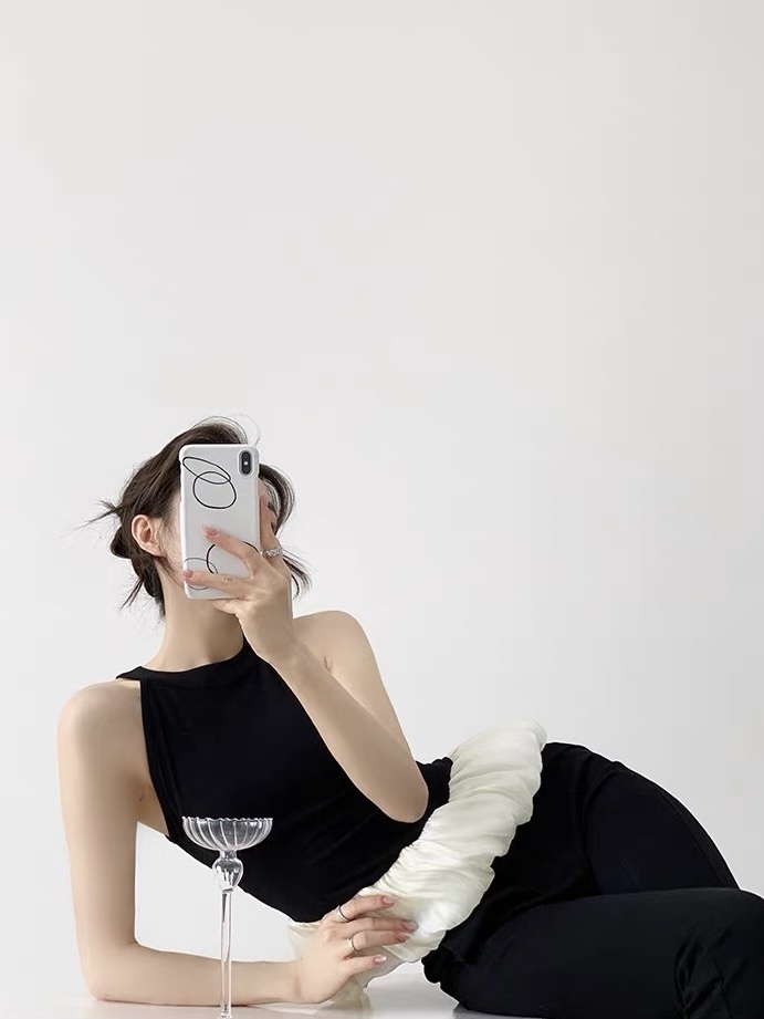 Kahlya Halter Neck Flower Bug Trim Top