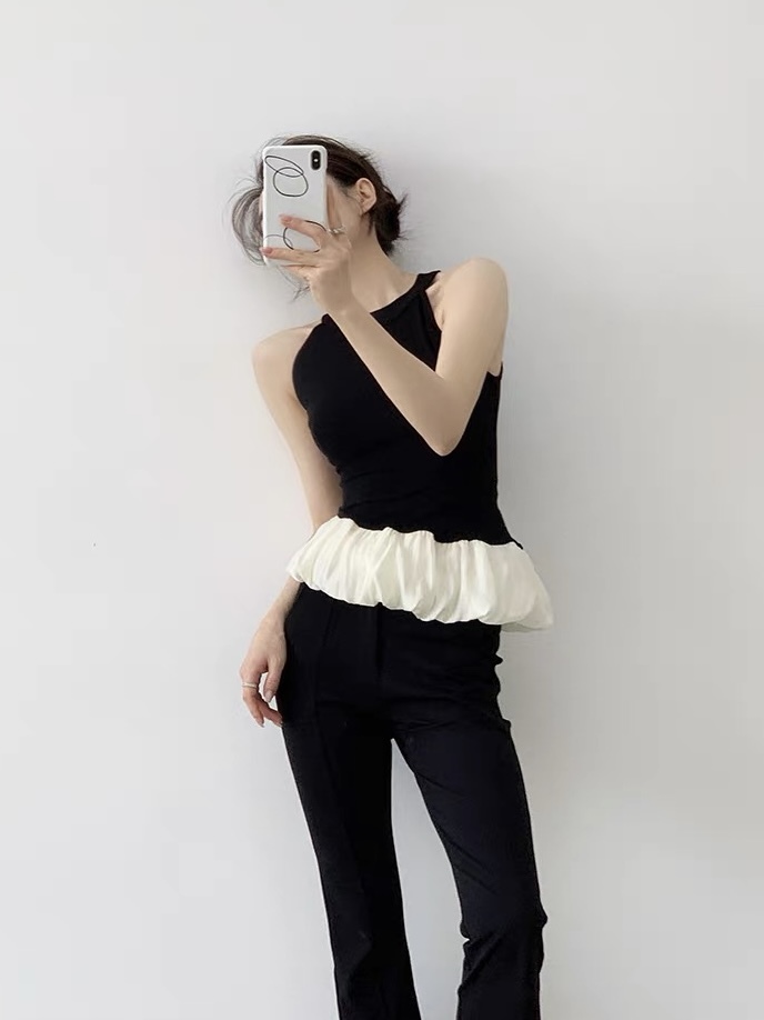 Kahlya Halter Neck Flower Bug Trim Top